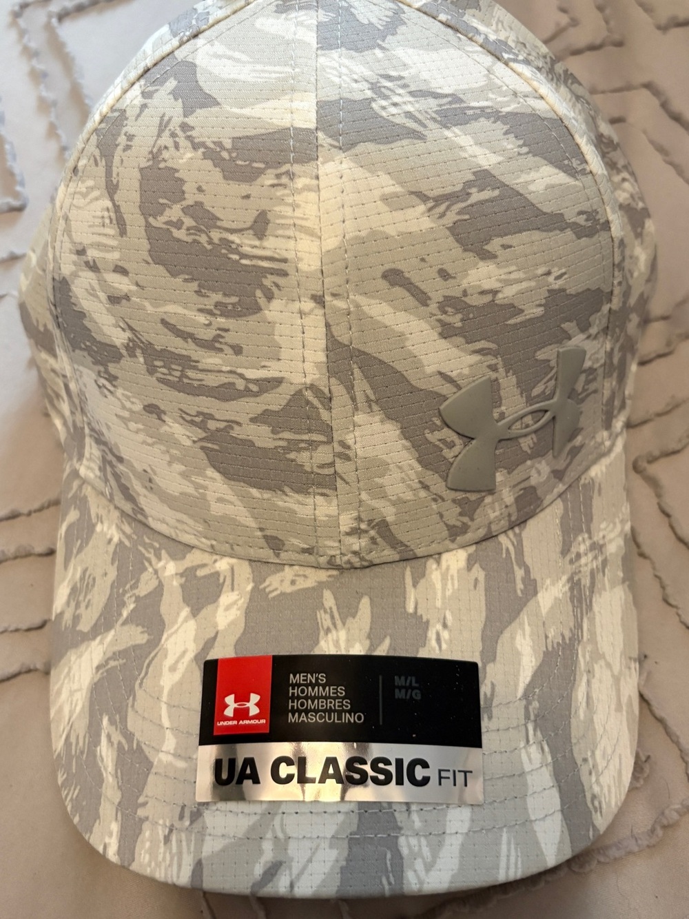 Under Armour Men’s Gray Camo Performance Baseball Cap
